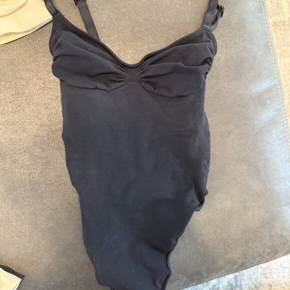 Skims Women's Tan Black Shapewear Lot Bodysuit Bra Size Small - Picture 3 of 6